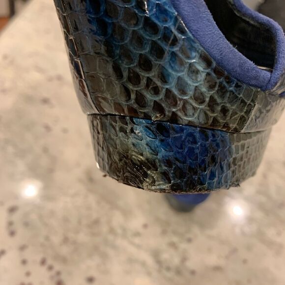 Rachel Zoe Blue Snake Embossed Leather Stacked Platform Heel sz 7 - Picture 7 of 7